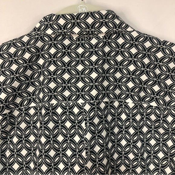 Chico’s Women’s Tunic Long Sleeve Cotton Back Pleat Long Tail Concealed Buttons - Picture 4 of 10